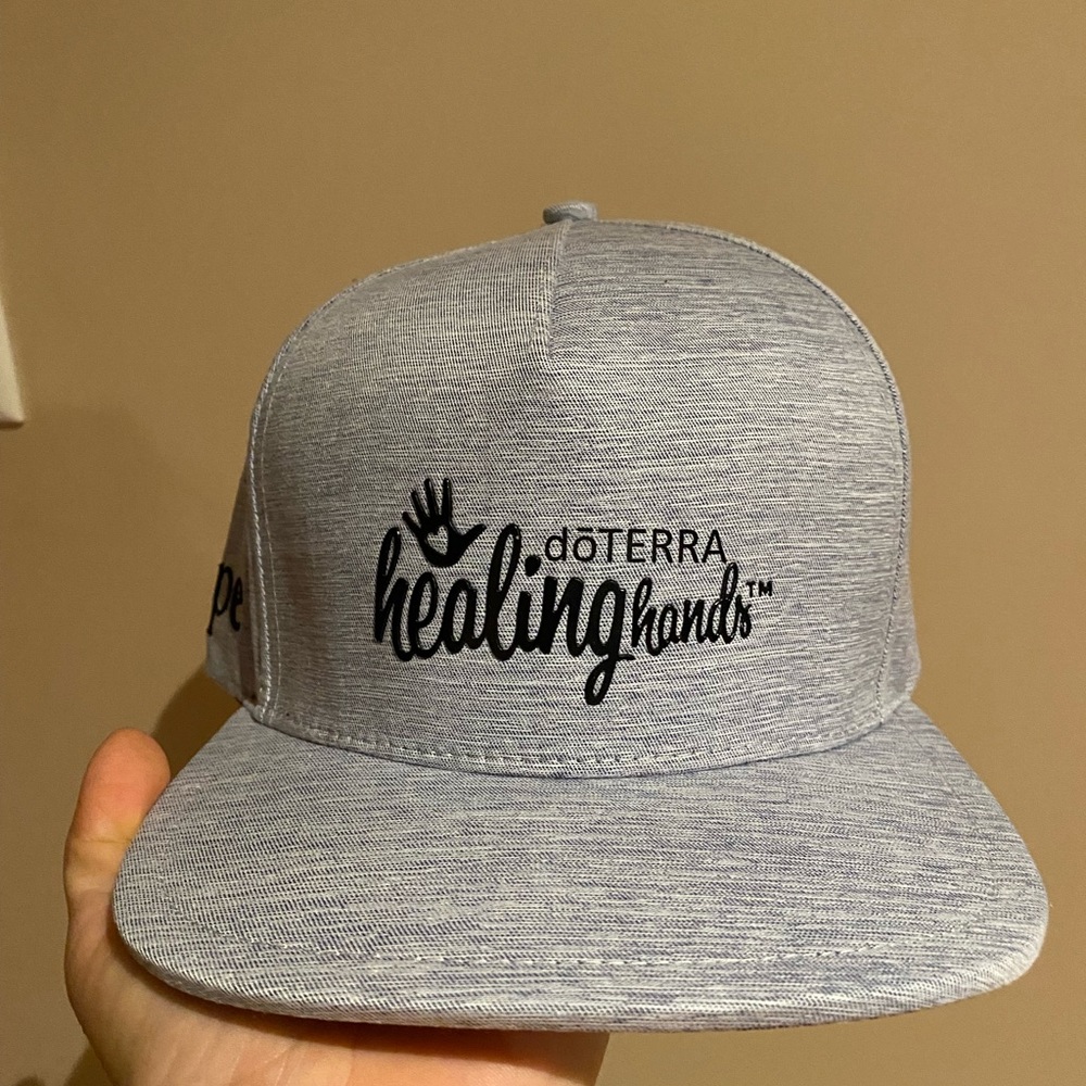 🆕 dōTERRA Healing Hands ball cap